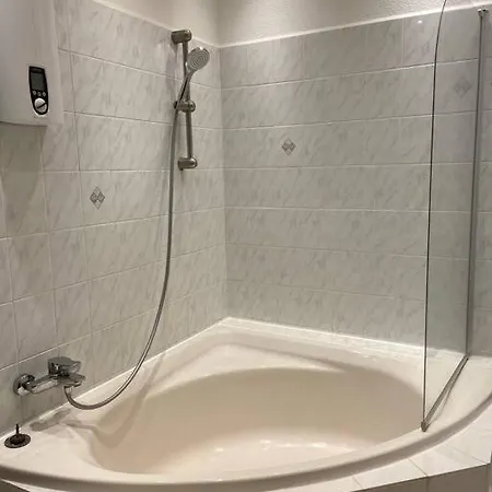 شقة Moderne Fuer Bis Zu 5 Personen Mit 100% Wohlfuehlfaktor باد اوينهاوسن