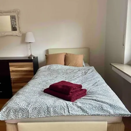 شقة Moderne Fuer Bis Zu 5 Personen Mit 100% Wohlfuehlfaktor *