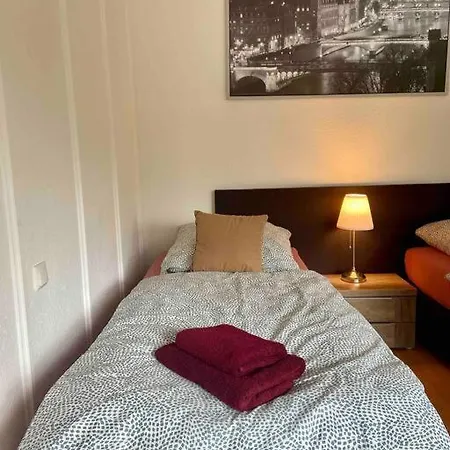 Moderne Ferienwohnung Fuer Bis Zu 5 Personen Mit 100% Wohlfuehlfaktor Apartment *